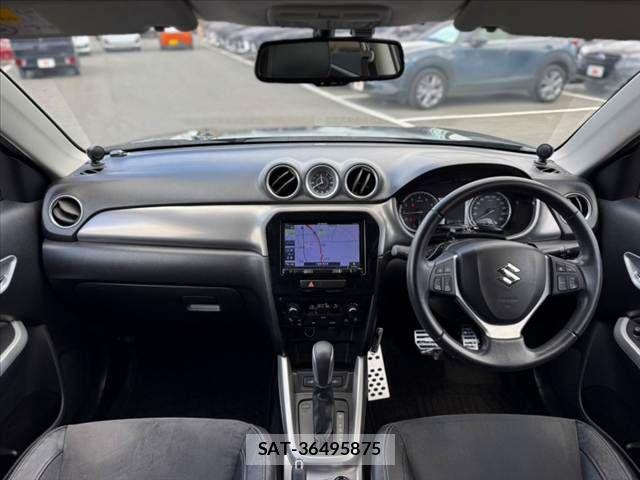 Suzuki ESCUDO 2015-11 8355696-1