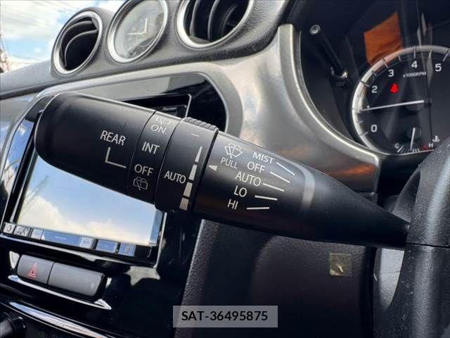 Suzuki ESCUDO 2015-11 8355696-26