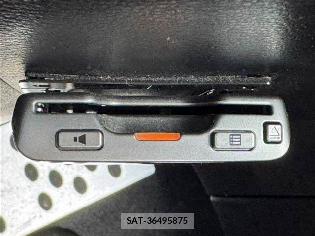 Suzuki ESCUDO 2015-11 8355696-4