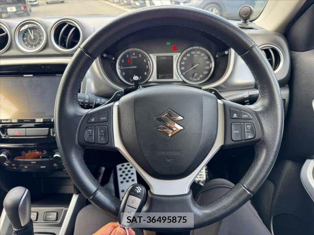 Suzuki ESCUDO 2015-11 8355696-6