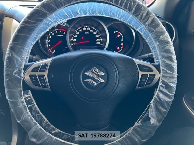 Suzuki ESCUDO 2016-02 8369091-14
