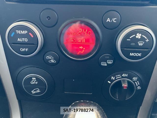 Suzuki ESCUDO 2016-02 8369091-17