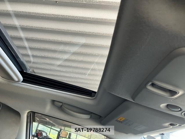 Suzuki ESCUDO 2016-02 8369091-20