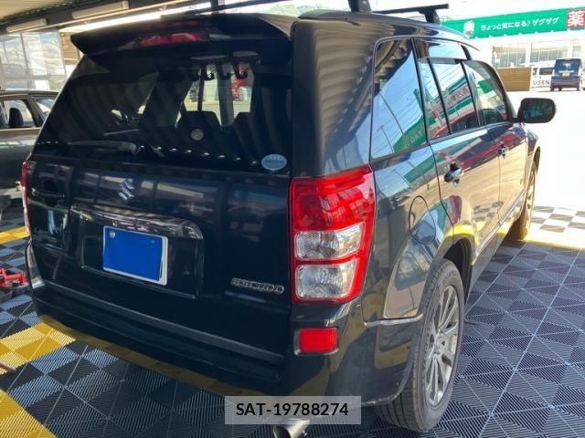 Suzuki ESCUDO 2016-02 8369091-6
