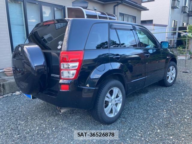 Suzuki ESCUDO 2009-10 8372252-6