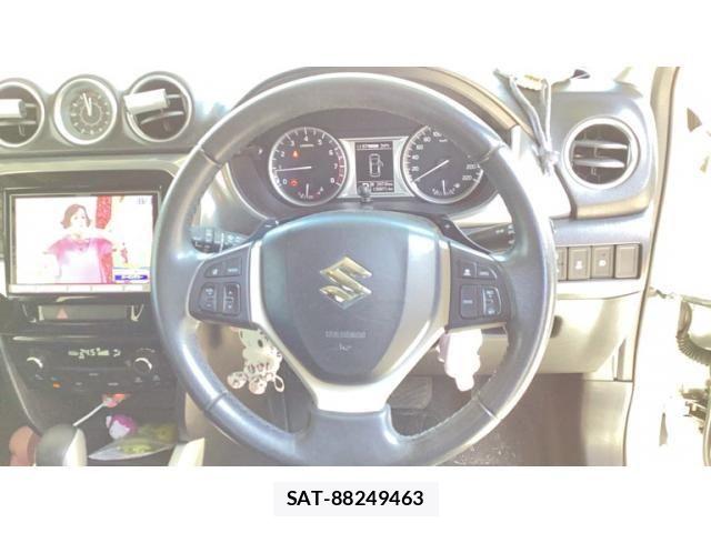Suzuki ESCUDO 2016-11 8415226-10