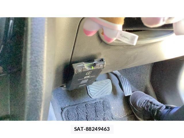 Suzuki ESCUDO 2016-11 8415226-17
