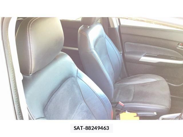 Suzuki ESCUDO 2016-11 8415226-19