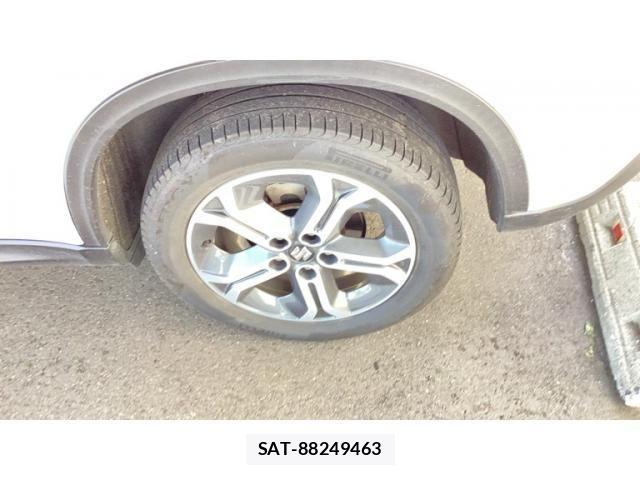 Suzuki ESCUDO 2016-11 8415226-2