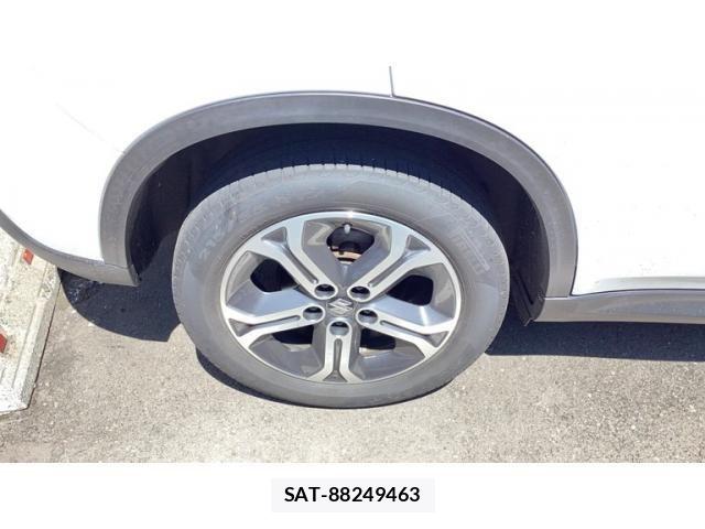 Suzuki ESCUDO 2016-11 8415226-5