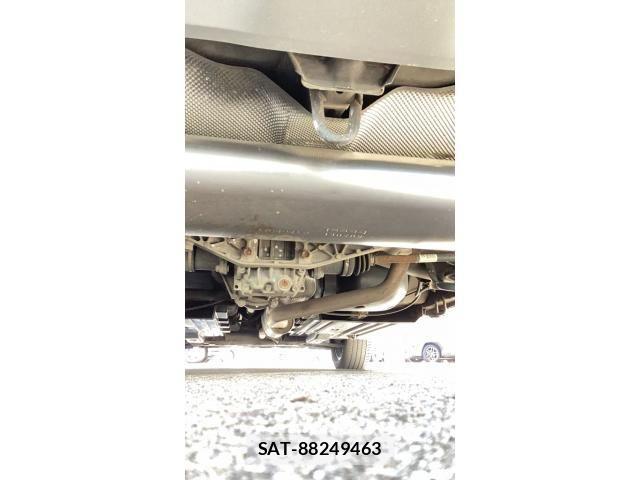 Suzuki ESCUDO 2016-11 8415226-6