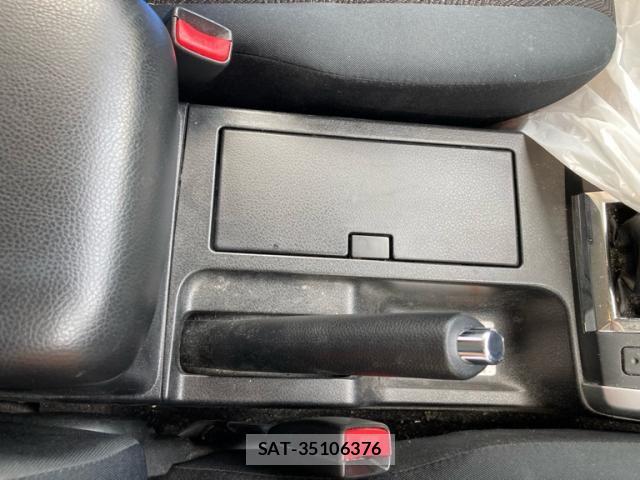 Suzuki ESCUDO 2015-07 8415224-23