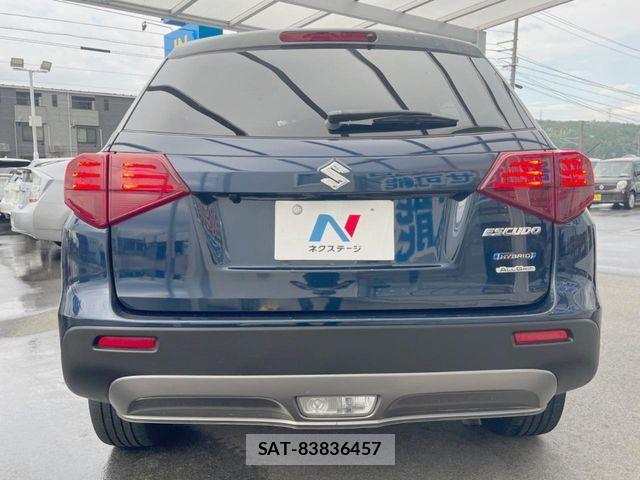 Suzuki ESCUDO 2022-04 8486130-17
