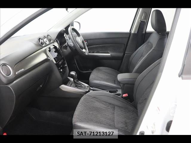 Suzuki ESCUDO 2025-02 8527606-11