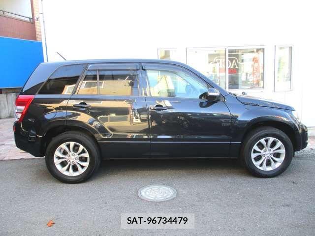 Suzuki ESCUDO 2013-12 8527605-8