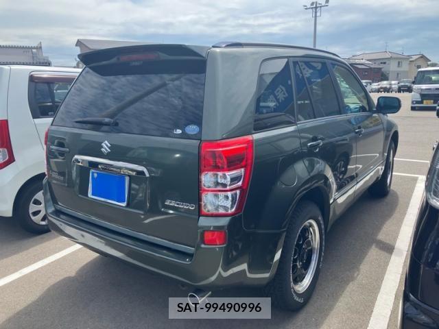 Suzuki ESCUDO 2015-02 8746155-2