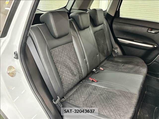 Suzuki ESCUDO 2022-05 8797636-11