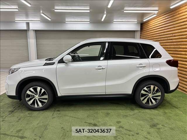 Suzuki ESCUDO 2022-05 8797636-16