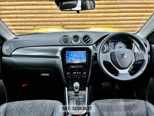 Suzuki ESCUDO 2022-05 8797636-1