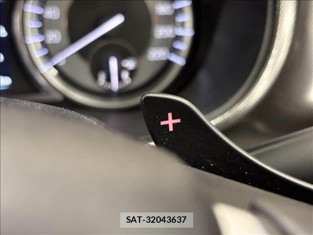 Suzuki ESCUDO 2022-05 8797636-8