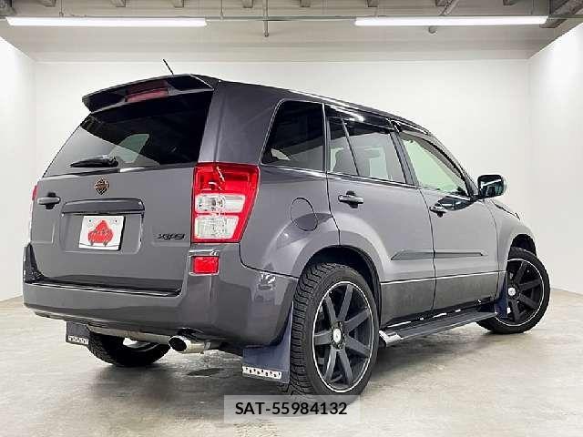 Suzuki ESCUDO 2015-06 8882438-2