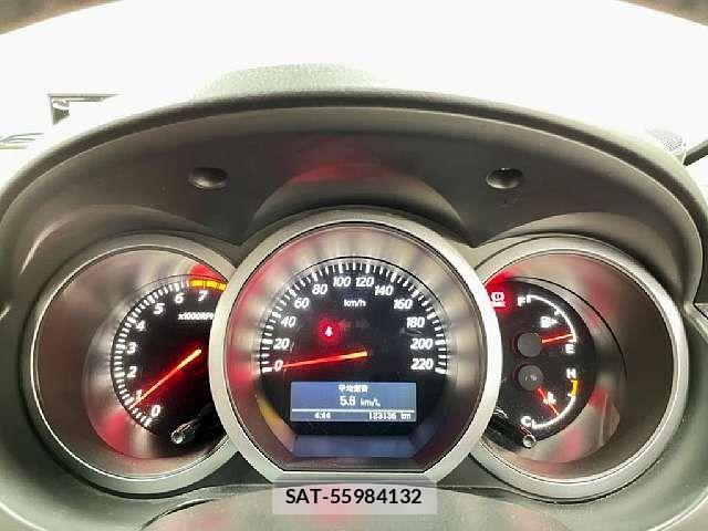 Suzuki ESCUDO 2015-06 8882438-8