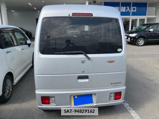 Suzuki EVERY 2011-11 4641188-2