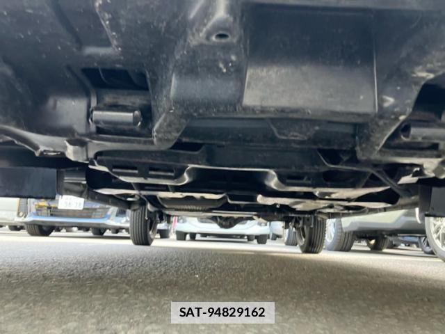Suzuki EVERY 2011-11 4641188-5