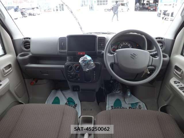 Suzuki EVERY 2024-02 4988408-1