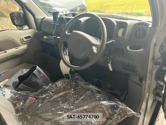 Suzuki EVERY 2018-08 5880047-14