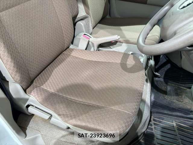 Suzuki EVERY 2014-12 6220086-11