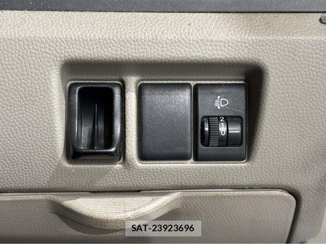 Suzuki EVERY 2014-12 6220086-21