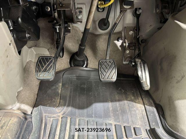 Suzuki EVERY 2014-12 6220086-22