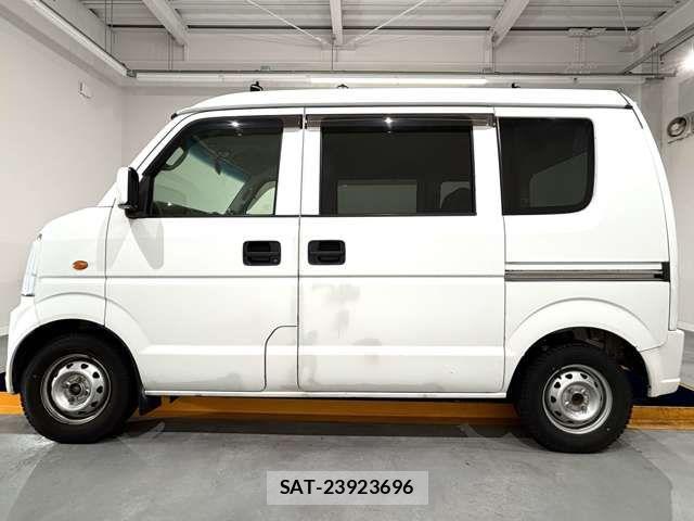 Suzuki EVERY 2014-12 6220086-4