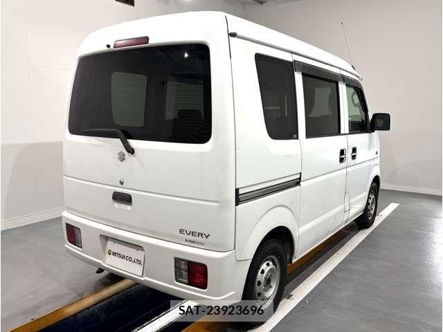 Suzuki EVERY 2014-12 6220086-7