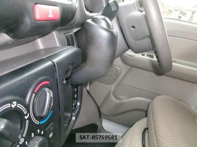 Suzuki EVERY 2017-08 6306773-9