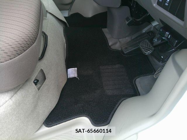 Suzuki EVERY 2021-03 6527734-14