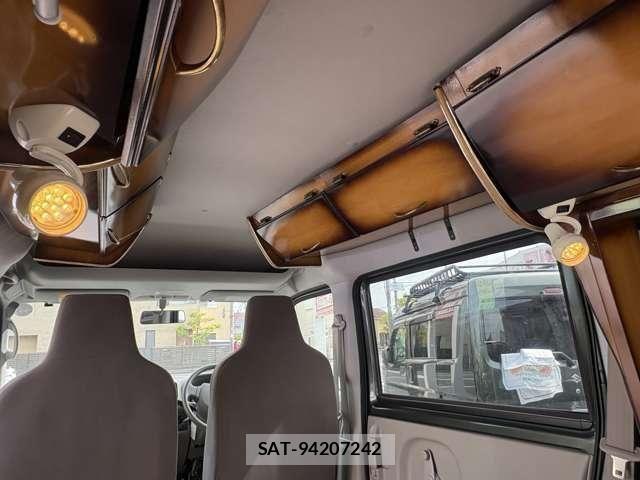 Suzuki EVERY 2019-08 6642665-23
