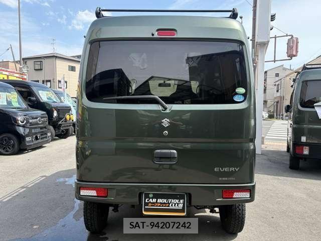 Suzuki EVERY 2019-08 6642665-6