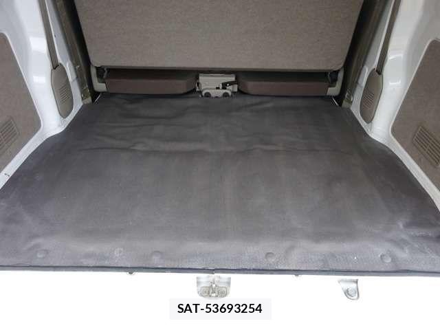 Suzuki EVERY 2023-08 6642666-9