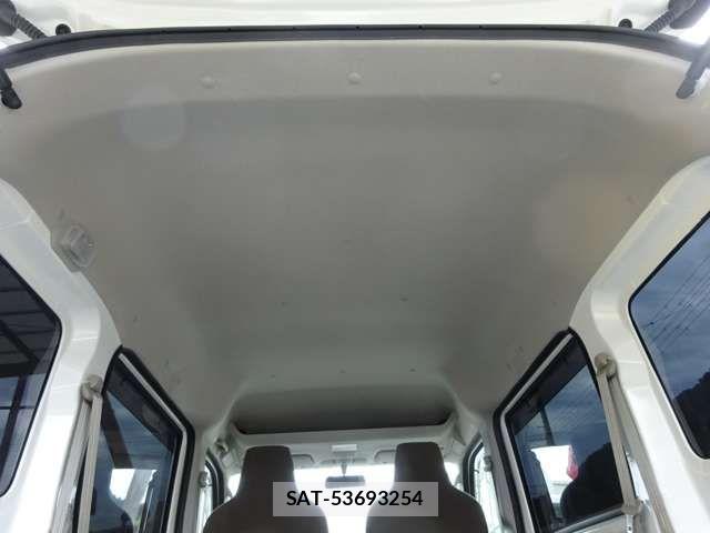 Suzuki EVERY 2023-08 6642666-11