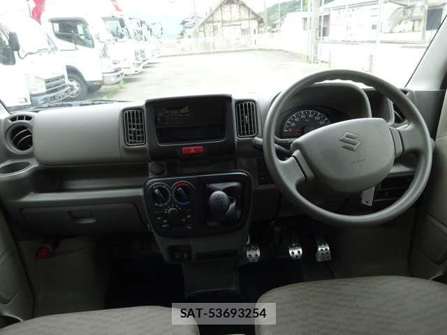 Suzuki EVERY 2023-08 6642666-16