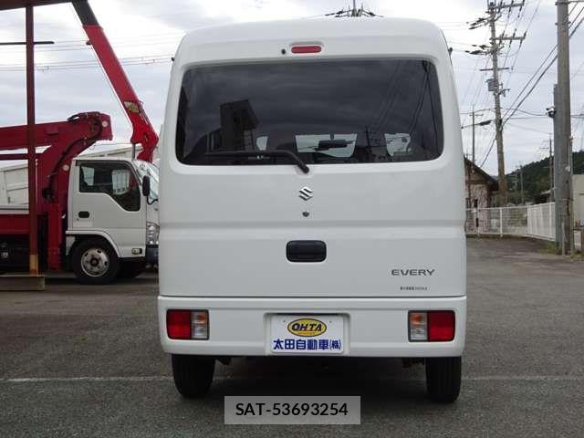 Suzuki EVERY 2023-08 6642666-5