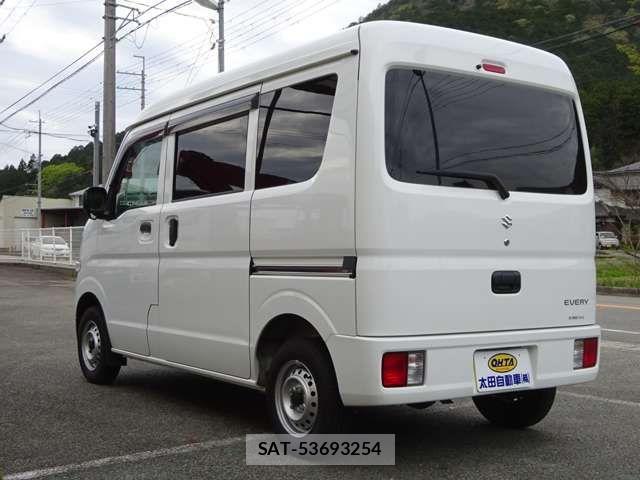 Suzuki EVERY 2023-08 6642666-6