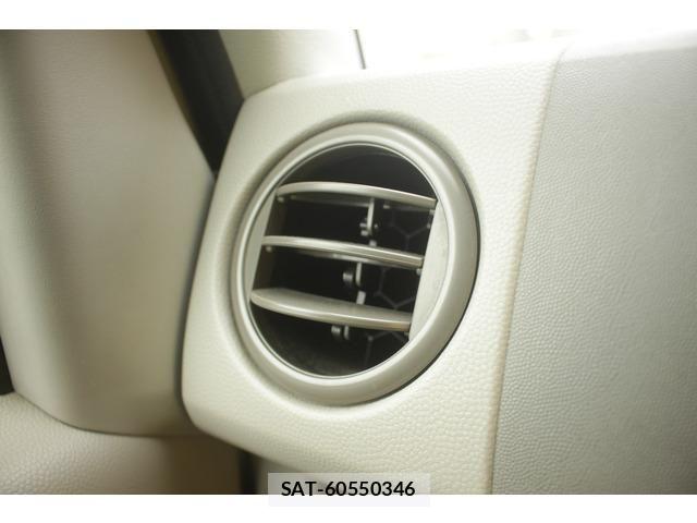 Suzuki EVERY 2014-02 6673819-12