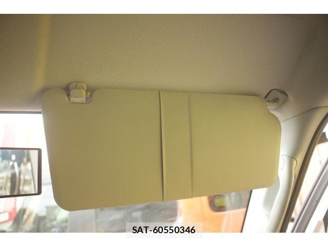 Suzuki EVERY 2014-02 6673819-17
