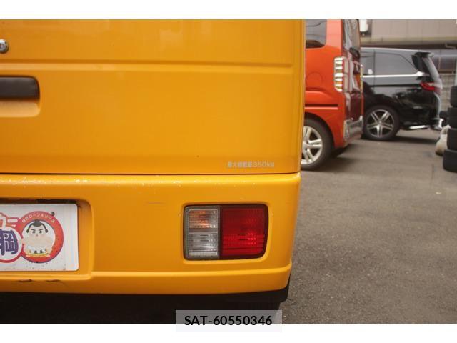 Suzuki EVERY 2014-02 6673819-4