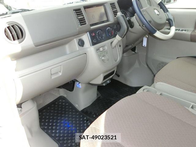 Suzuki EVERY 2014-10 6673820-19