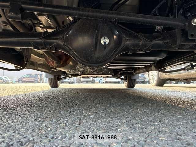 Suzuki EVERY 2025-03 6678313-22