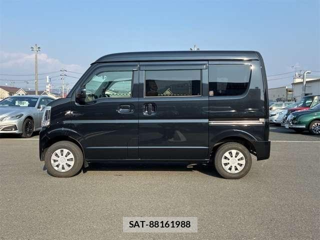 Suzuki EVERY 2025-03 6678313-26